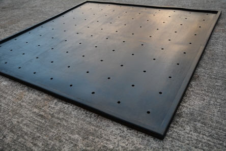 rubber frame for 1.5m  x  1.5m golf mat